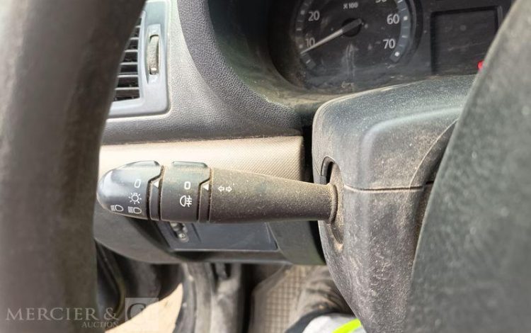 RENAULT CLIO II SOCIETE PHASE 2 1.5 dCi 68 CV – DIESEL – 305155 KMS – ANNEE 2006 NOIR BX-462-LK