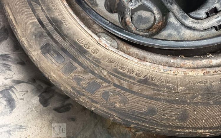 RENAULT CLIO II SOCIETE PHASE 2 1.5 dCi 68 CV – DIESEL – 305155 KMS – ANNEE 2006 NOIR BX-462-LK