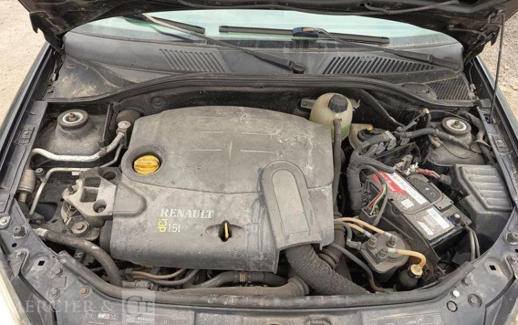 RENAULT CLIO II SOCIETE PHASE 2 1.5 dCi 68 CV – DIESEL – 305155 KMS – ANNEE 2006 NOIR BX-462-LK