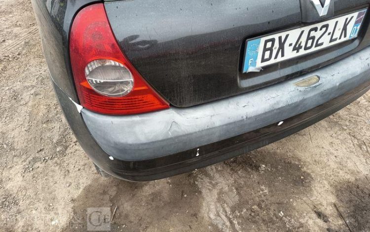 RENAULT CLIO II SOCIETE PHASE 2 1.5 dCi 68 CV – DIESEL – 305155 KMS – ANNEE 2006 NOIR BX-462-LK