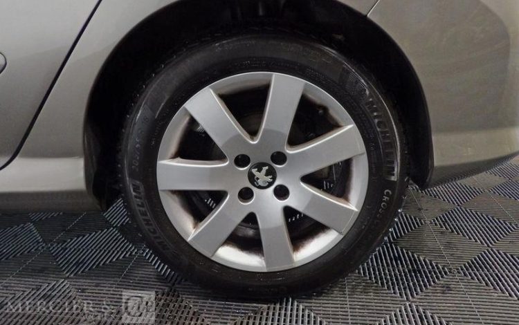 PEUGEOT 308 1.6 e-HDi FAP 115CH ACTIVE 5P CHAMPAGNE CD-398-XW