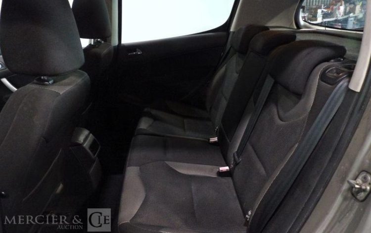 PEUGEOT 308 1.6 e-HDi FAP 115CH ACTIVE 5P CHAMPAGNE CD-398-XW