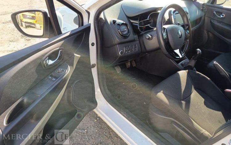 RENAULT CLIO IV 5 Portes 0.9 TCe 12V Energy eco2 S&S 90 cv – EQUIPEE GAZ – ANNEE 2013 BLANC DB-861-MH