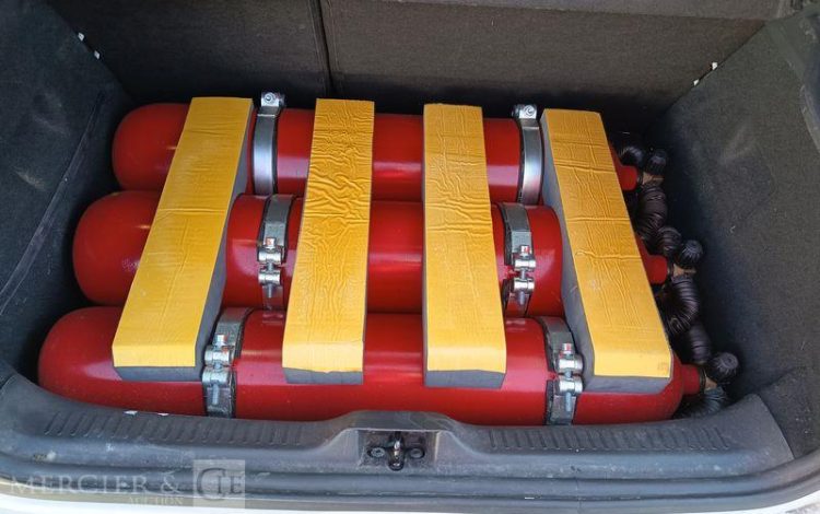 RENAULT CLIO IV 5 Portes 0.9 TCe 12V Energy eco2 S&S 90 cv – EQUIPEE GAZ – ANNEE 2013 BLANC DB-861-MH