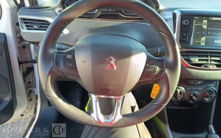 PEUGEOT 2008 1,4 HDI 16V 68CV ACTIVE – DIESEL – 249356 KMS – ANNEE 2014 BLANC DC-917-RT