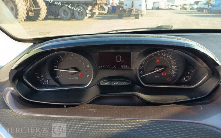 PEUGEOT 2008 1,4 HDI 16V 68CV ACTIVE – DIESEL – 249356 KMS – ANNEE 2014 BLANC DC-917-RT