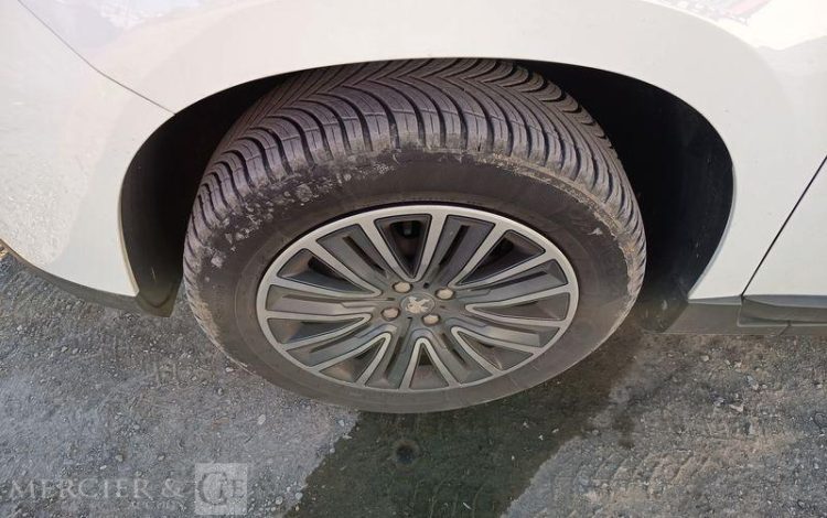 PEUGEOT 2008 1,4 HDI 16V 68CV ACTIVE – DIESEL – 249356 KMS – ANNEE 2014 BLANC DC-917-RT