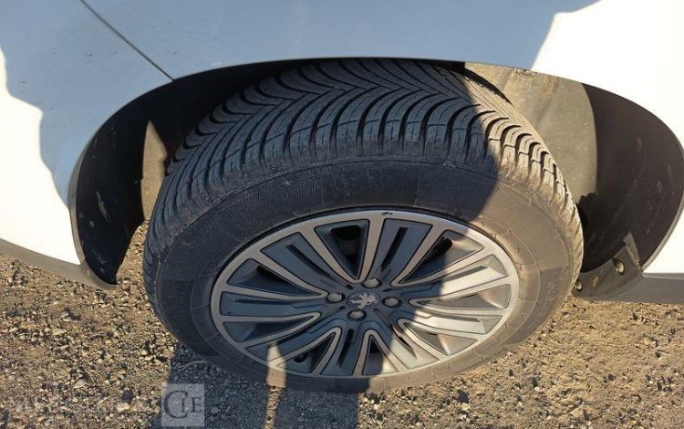 PEUGEOT 2008 1,4 HDI 16V 68CV ACTIVE – DIESEL – 249356 KMS – ANNEE 2014 BLANC DC-917-RT