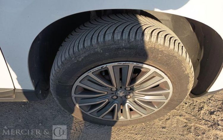 PEUGEOT 2008 1,4 HDI 16V 68CV ACTIVE – DIESEL – 249356 KMS – ANNEE 2014 BLANC DC-917-RT