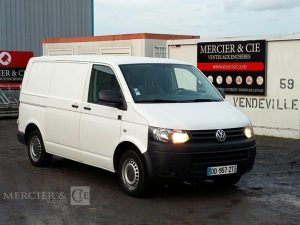 VOLKSWAGEN TRANSPORTER T5 PHASE 2 (7E) Fourgon 2.0 TDI- POUR PIECES SANS CG – PAS DE REGUL BLANC DD-957-ZT