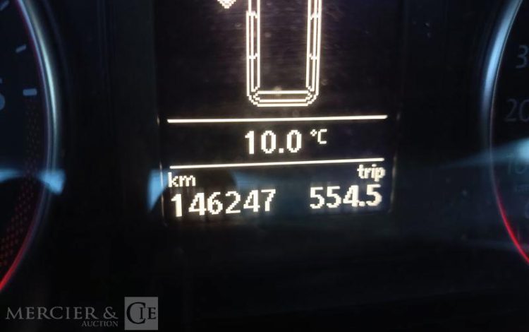 VOLKSWAGEN TRANSPORTER T5 PHASE 2 (7E) Fourgon 2.0 TDI- POUR PIECES SANS CG – PAS DE REGUL BLANC DD-957-ZT