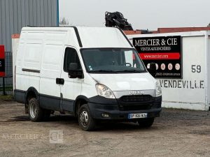 IVECO DAILY 35C17 170 CV – DIESEL – 193216 KMS – ANNEE 2014 BLANC DF-524-WJ