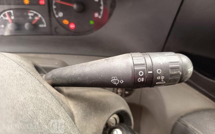 IVECO DAILY 35C17 170 CV – DIESEL – 193216 KMS – ANNEE 2014 BLANC DF-524-WJ