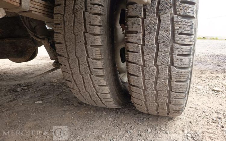 IVECO DAILY 35C17 170 CV – DIESEL – 193216 KMS – ANNEE 2014 BLANC DF-524-WJ