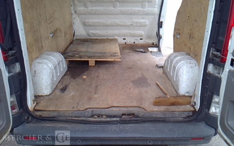 RENAULT TRAFIC L1H2 1,6 DCI90 EXTRA R BLANC DH-701-DV