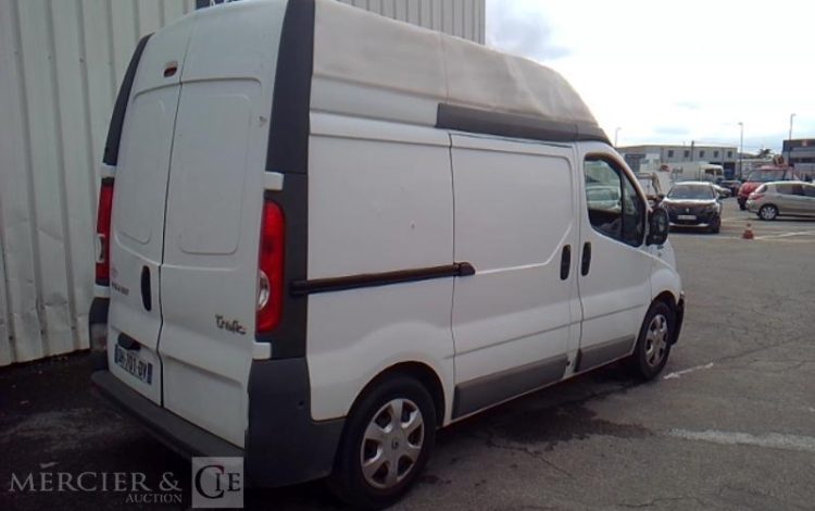 RENAULT TRAFIC L1H2 1,6 DCI90 EXTRA R BLANC DH-701-DV