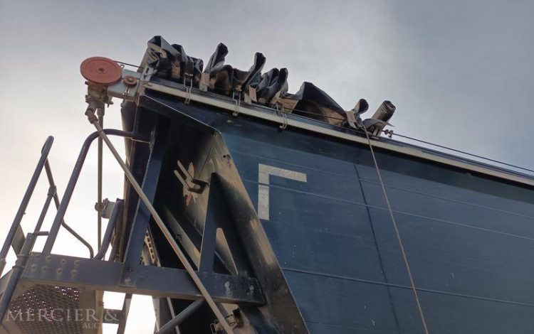 BENALU SEMI REMORQUE BENNE TP ALU 3 ESSIEUX – CU : 32,74 TONNES- ANNEE 2015  DP-601-PE