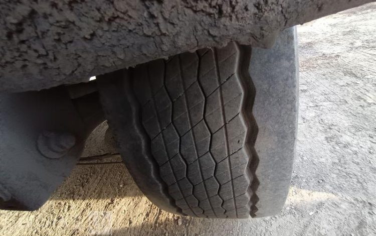 BENALU SEMI REMORQUE BENNE TP ALU 3 ESSIEUX – CU : 32,74 TONNES- ANNEE 2015  DP-601-PE