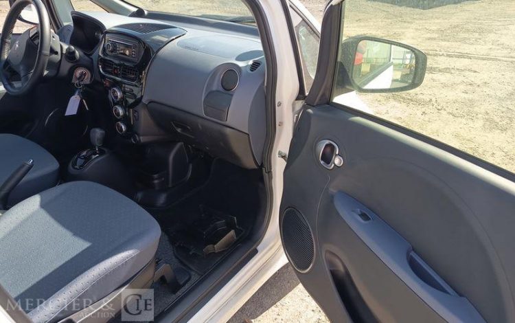 PEUGEOT ION ACTIVE  DT-079-SH