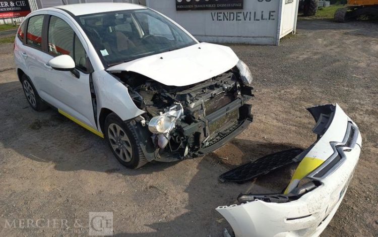 CITROEN C3  EA-015-BY