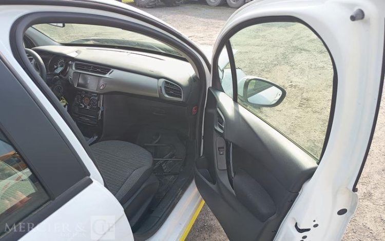 CITROEN C3  EA-015-BY