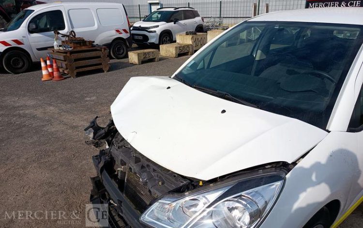 CITROEN C3  EA-015-BY