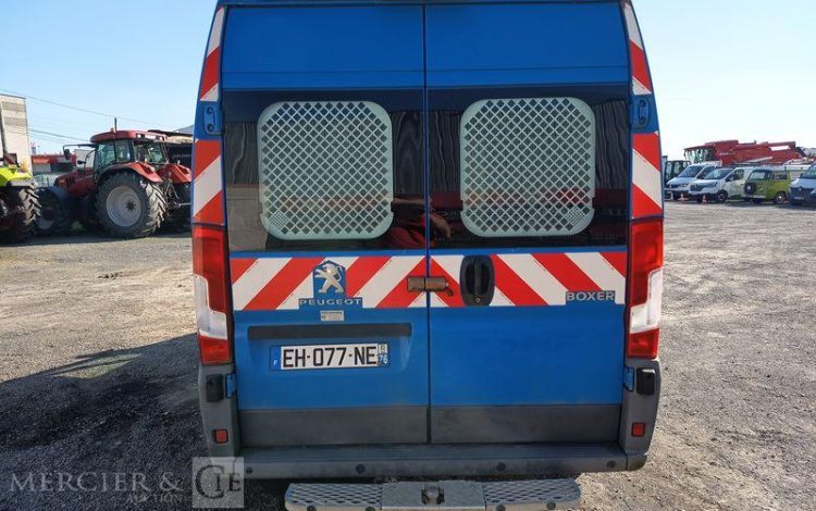 PEUGEOT BOXER  III Phase 3 Fourgon 335 L2H1 2.0 BlueHDi 16V  S&S 163 cv – ANNEE 2016 BLEU EH-077-NE