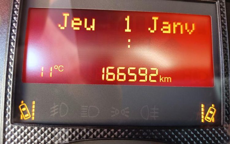 PEUGEOT BOXER  III Phase 3 Fourgon 335 L2H1 2.0 BlueHDi 16V  S&S 163 cv – ANNEE 2016 BLEU EH-077-NE