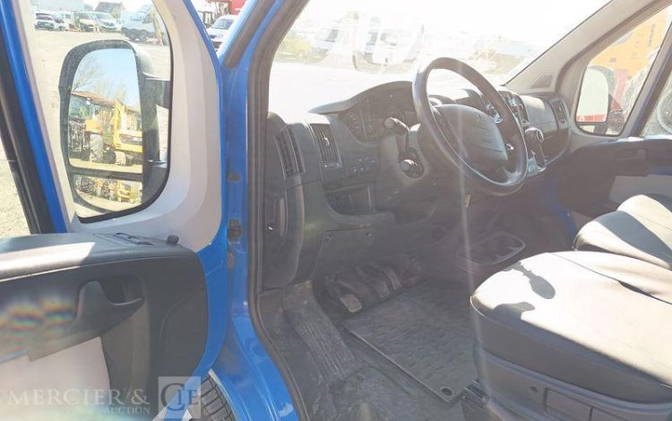 PEUGEOT BOXER  III Phase 3 Fourgon 335 L2H1 2.0 BlueHDi 16V  S&S 163 cv – ANNEE 2016 BLEU EH-077-NE