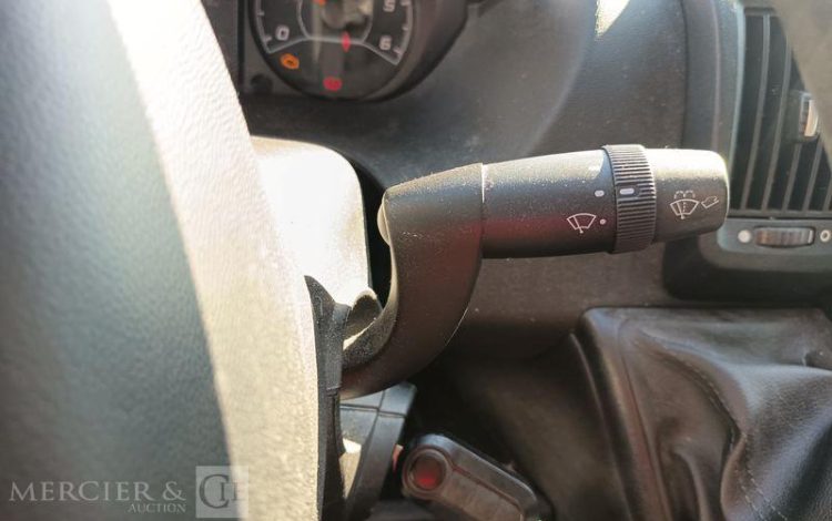 PEUGEOT BOXER  III Phase 3 Fourgon 335 L2H1 2.0 BlueHDi 16V  S&S 163 cv – ANNEE 2016 BLEU EH-077-NE