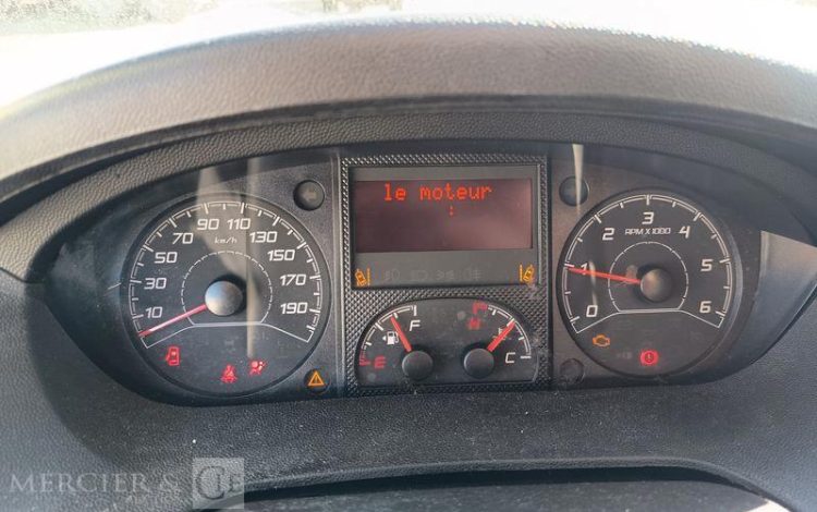 PEUGEOT BOXER  III Phase 3 Fourgon 335 L2H1 2.0 BlueHDi 16V  S&S 163 cv – ANNEE 2016 BLEU EH-077-NE