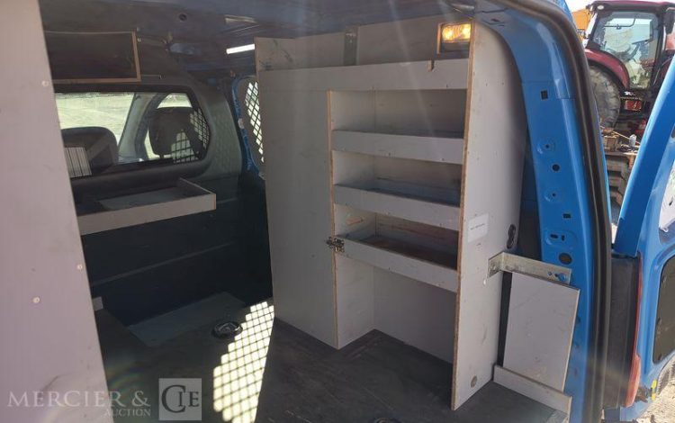 PEUGEOT PARTNER Utilitaire Phase 2 L1 850kg 1.6 Blue HDi FAP  S&S 99 cv – ANNEE 2016 BLEU EH-129-HH