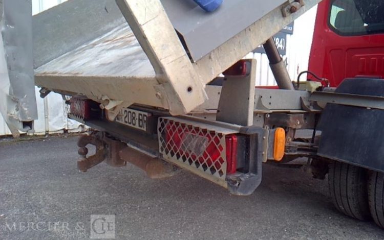 FORD TRANSIT BENNE DOUBLE CABINE ROUGE EH-208-BR