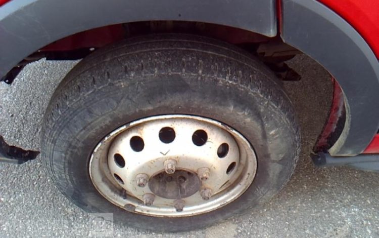 FORD TRANSIT BENNE DOUBLE CABINE ROUGE EH-208-BR