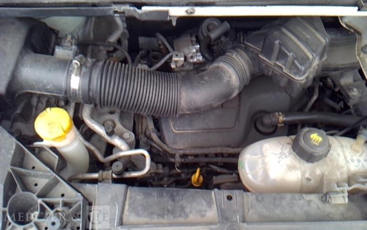 RENAULT TRAFIC L1H1 1,6 DCI95 GD CFT BLANC EQ-517-WD