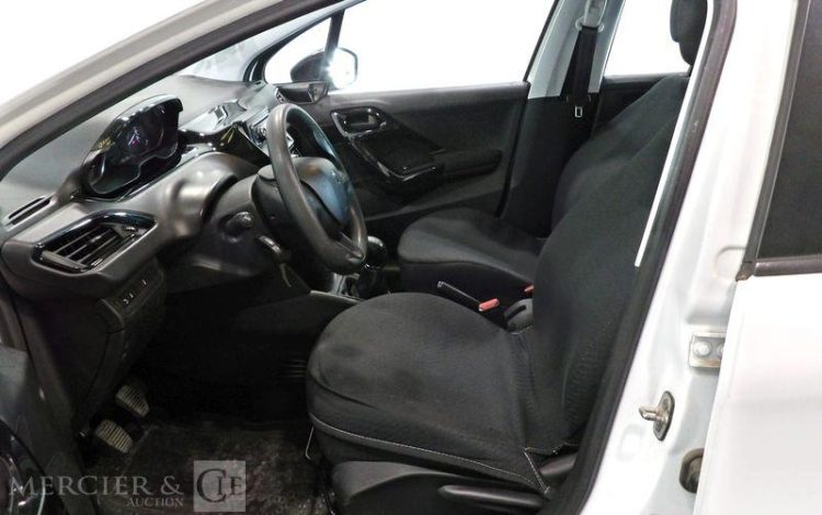 PEUGEOT 208 AFF 1,6 100CH PREMIUM BLANC EQ-715-WV