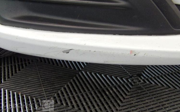 PEUGEOT 208 AFF 1,6 100CH PREMIUM BLANC EQ-715-WV