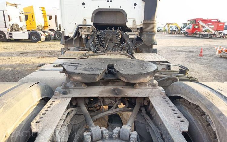 MERCEDES ACTROS 1846 PTRA : 44 TONNES – DIESEL – 560549 KMS – ANNEE 2017 BLANC EQ-772-MG