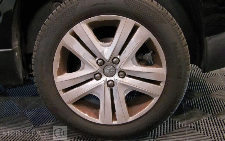 PEUGEOT 2008 GENERATION-I 1.6 BLUEHDI 100CH STYLE  EZ-136-LP