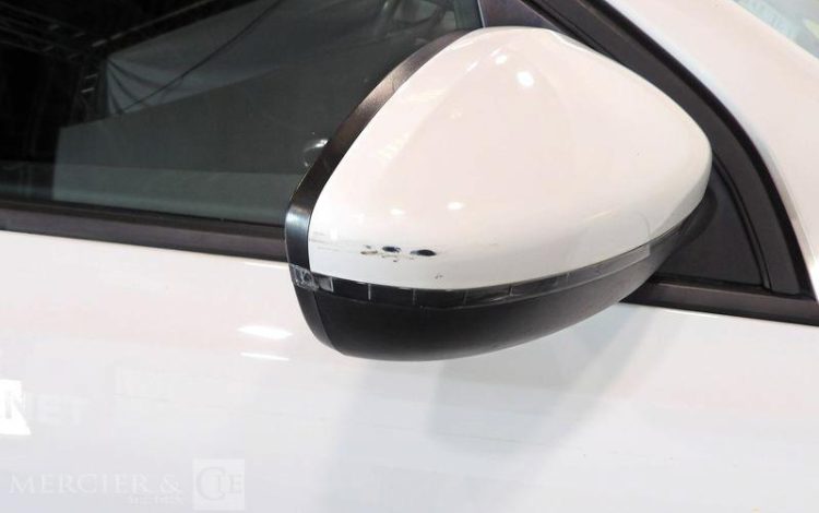 PEUGEOT 308 AFF 100CH PREMIUM PACK BLANC FA-074-PK