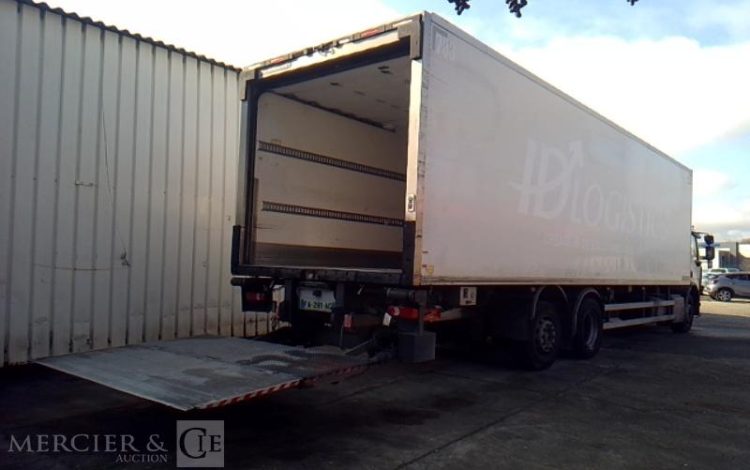 RENAULT PREMIUM D26 WIDE FRIGO HAYON 6X2 PTAC26T  FA-281-AG