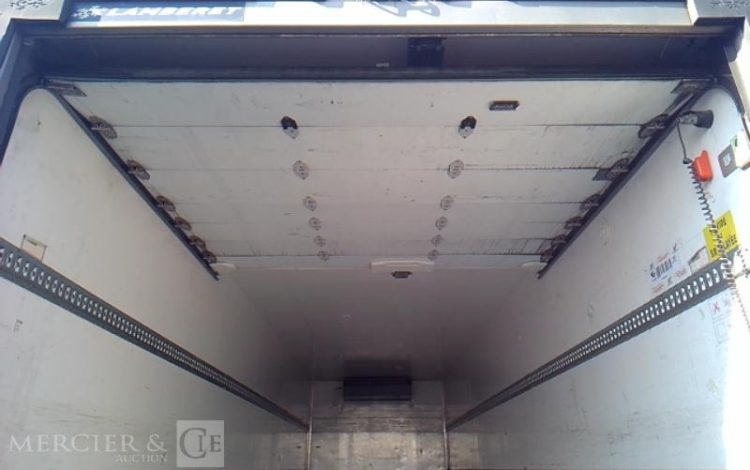 RENAULT PREMIUM D26 WIDE FRIGO HAYON 6X2 PTAC26T  FA-281-AG