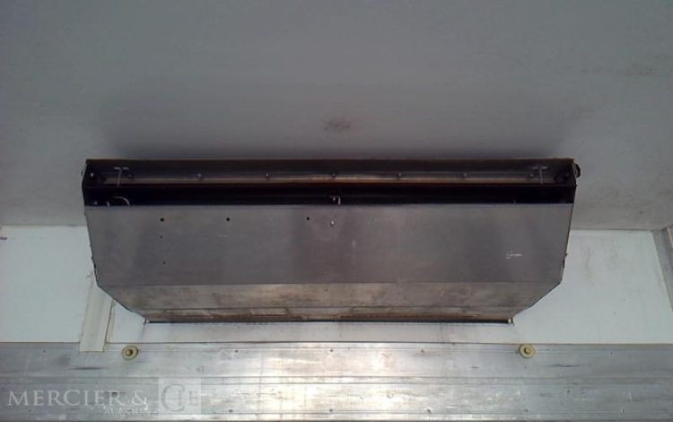 RENAULT PREMIUM D26 WIDE FRIGO HAYON 6X2 PTAC26T  FA-281-AG