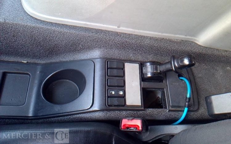 RENAULT PREMIUM D26 WIDE FRIGO HAYON 6X2 PTAC26T  FA-281-AG