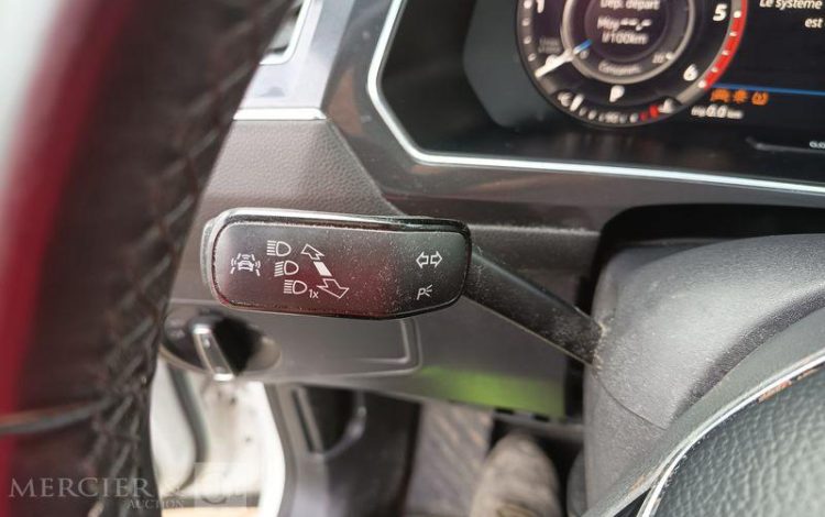 VOLKSWAGEN TIGUAN Allspace 2.0 TDI 16V BMT DSG7 150 cv – DIESEL – 92278 KMS – ANNEE 2018 BLANC FA-540-BY