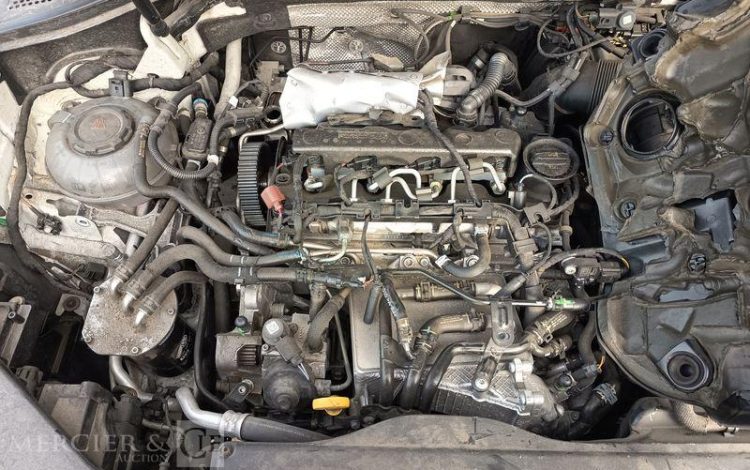 VOLKSWAGEN TIGUAN Allspace 2.0 TDI 16V BMT DSG7 150 cv – DIESEL – 92278 KMS – ANNEE 2018 BLANC FA-540-BY