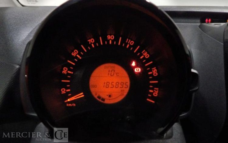 CITROEN C1 1,0 VTI 70CH FEEL ROUGE FA-768-GT