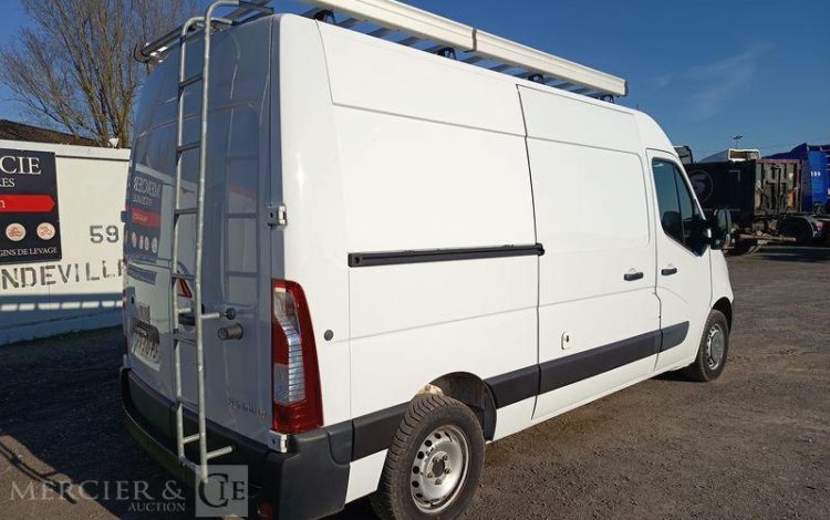 RENAULT MASTER F3500 L2H2 GD CFT ENERGY DCI 145 – DIESEL – 18604 KMS – ANNEE 2018 BLANC FA-978-PJ