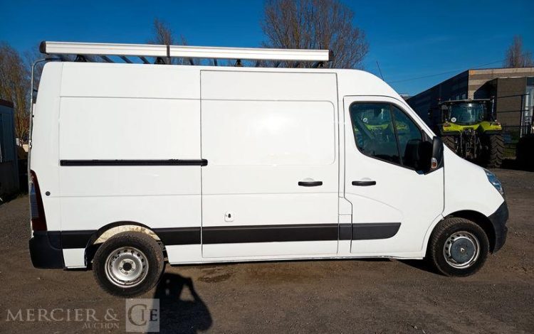 RENAULT MASTER F3500 L2H2 GD CFT ENERGY DCI 145 – DIESEL – 18604 KMS – ANNEE 2018 BLANC FA-978-PJ