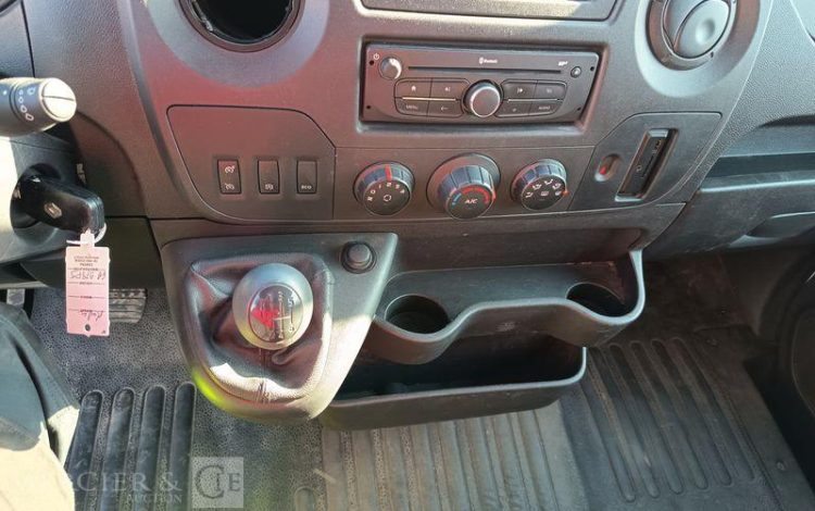 RENAULT MASTER F3500 L2H2 GD CFT ENERGY DCI 145 – DIESEL – 18604 KMS – ANNEE 2018 BLANC FA-978-PJ